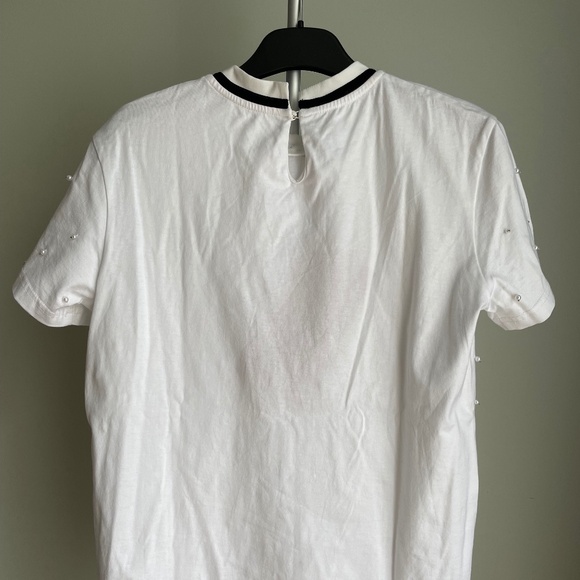 MIU MIU Pearl embellished T Shirt in White Cotton. Italian size 36. - Picture 3 of 5